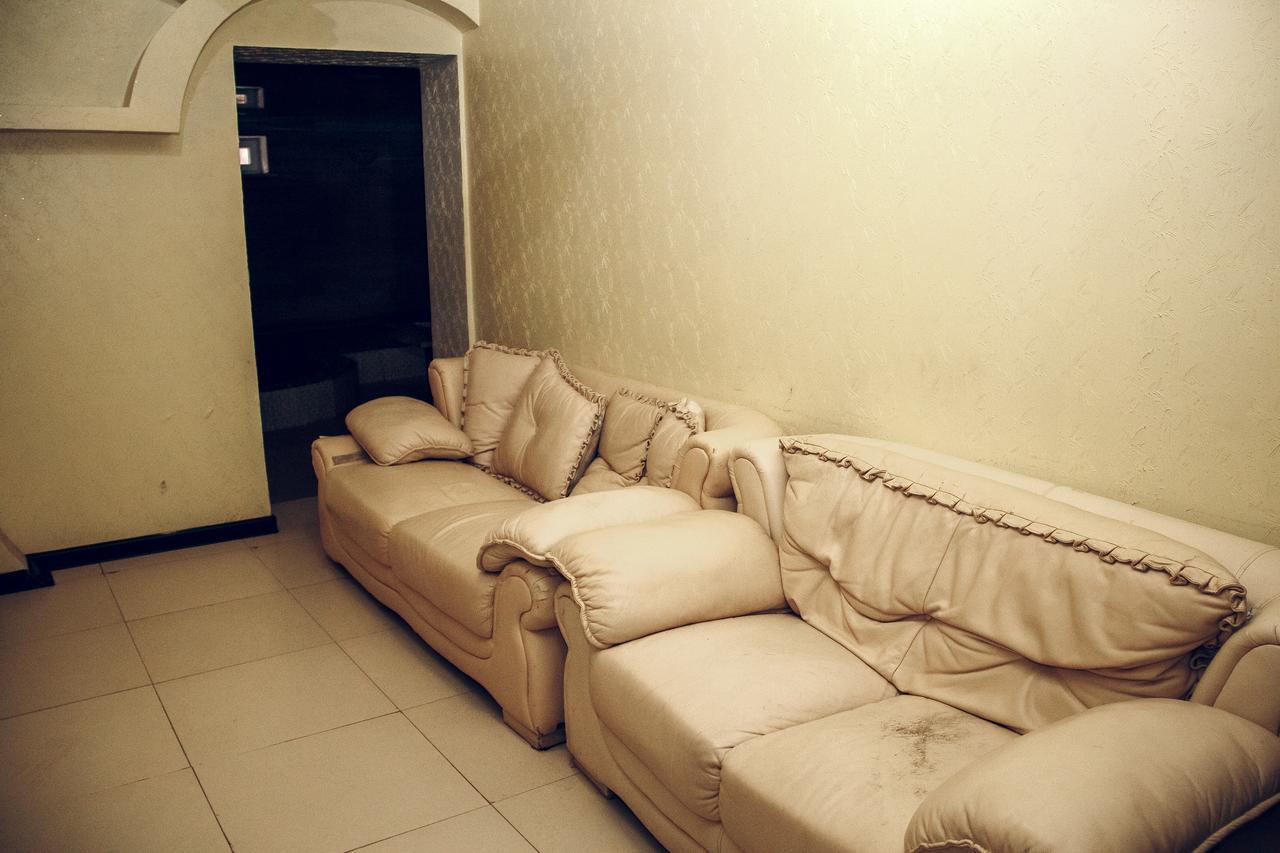 Hotel Gold Lion Chisinau Exterior photo